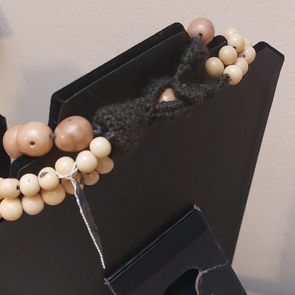 Elegant Multi-Strand Wooden Bead Necklace - Picture 5 of 5